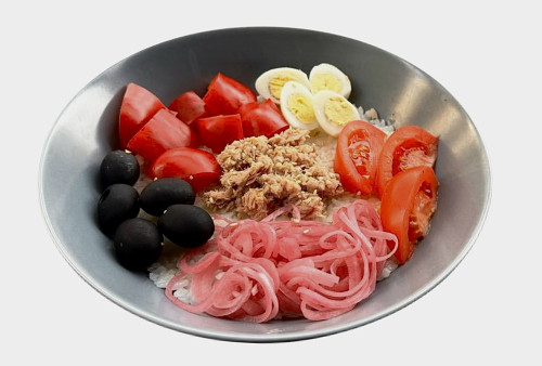 Боул з тунцем